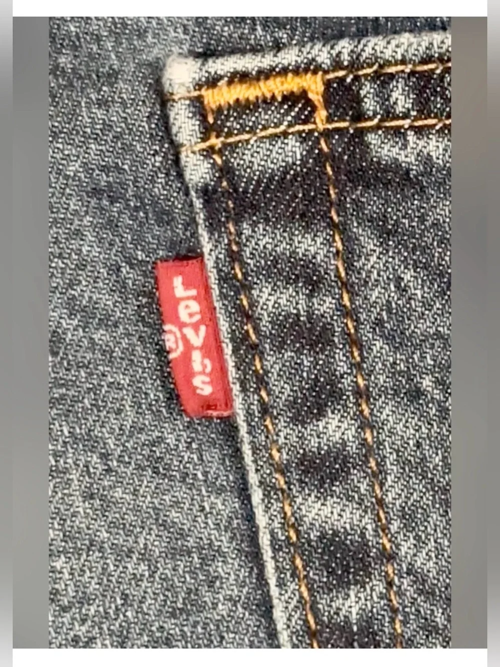Levis straight leg
